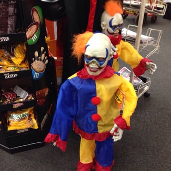 Cvs Halloween 2022 Cvs Pharmacy Drugstores 33 06 89th St East Elmhurst Ny Yelp