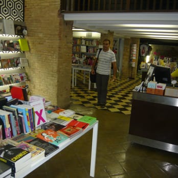 Ciclic Videoclub - Videos & Video Game Rental Near Me - Barcelona, B Ciclic Videoclub - Videos & Video Game Rental Near Me - Barcelona, B