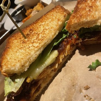Fireside Kitchen - Diners Near Me - Black Hawk, Colorado