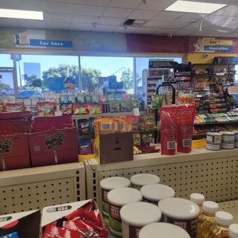 Diamond Market - Inside - Convenience Stores Near Me - Willows, California Diamond Market - Inside - Convenience Stores Near Me - Willows, California