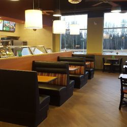 Subway - Dining area
