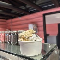 Humdoo Ice Cream - Cookies & cream, coffee & campfire smores