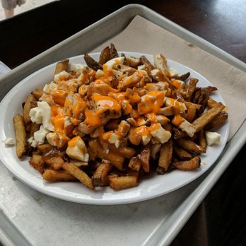 Poutine Centrale - Buffalo Wings - Poutineries Near Me - Montreal, Quebec