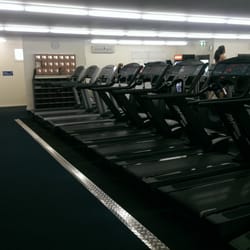 Aquarena Aquatic & Leisure Centre - Treadmills at the back and weights at the front.