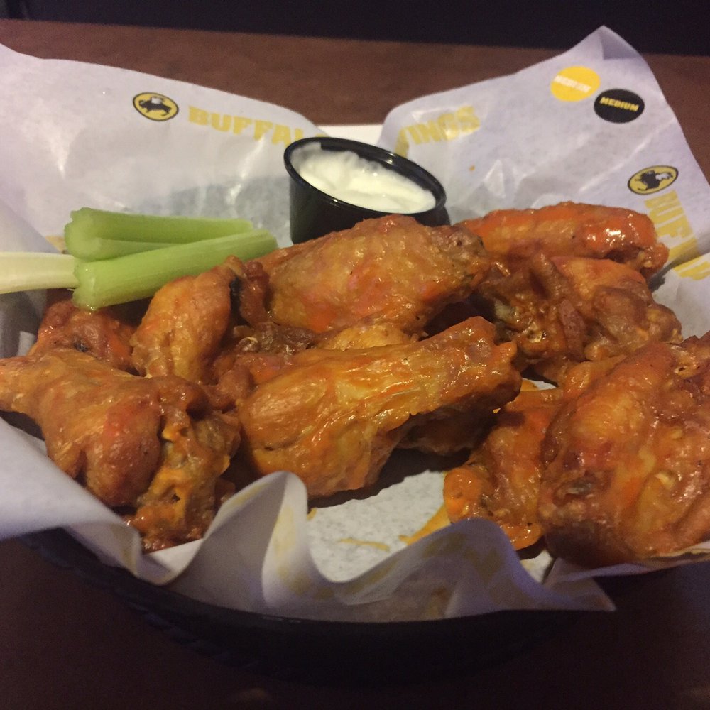 Buffalo Wild Wings - Wings were ok........average. Nothing notable about them. - Chicken Wings Near Me - Wethersfield, Connecticut Buffalo Wild Wings - Wings were ok........average. Nothing notable about them. - Chicken Wings Near Me - Wethersfield, Connecticut