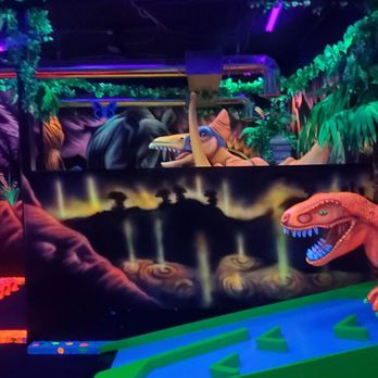 Shankz 3D Black Light Mini Golf and Pizza - Mini Golf Near Me - Chehalis, Washington Shankz 3D Black Light Mini Golf and Pizza - Mini Golf Near Me - Chehalis, Washington