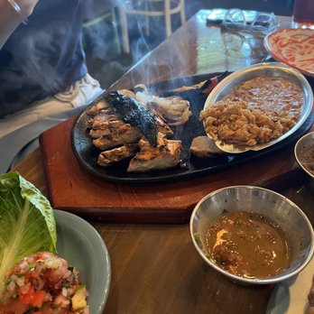 Lupe Tortilla Mexican Restaurant - Chicken fajitas - Mexican Near Me - Addison, Texas