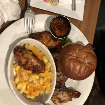 Ridgewood Kitchen & Spirits - Chicken Sandwich with Macaroni & Cheese side.  Chicken wings not included. - New American Near Me - Concord, Ohio