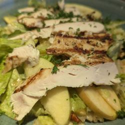 Dave & Buster's Auburn - King - Sweet Apple Pecan Salad with Grilled Chicken