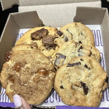 Insomnia Cookies - Cookies!!! 4 Chocolate Chunk, 1 Chocolate Peanut Butter Cup Deluxe, and 1 Caramel Apple - Desserts Near Me - Orlando, Florida Insomnia Cookies - Cookies!!! 4 Chocolate Chunk, 1 Chocolate Peanut Butter Cup Deluxe, and 1 Caramel Apple - Desserts Near Me - Orlando, Florida