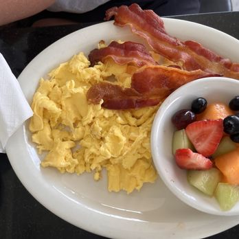 Blueberry's Cafe - 3x2 - Breakfast & Brunch Near Me - Naples, Florida Blueberry's Cafe - 3x2 - Breakfast & Brunch Near Me - Naples, Florida