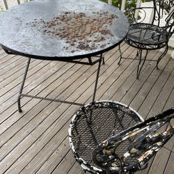 Mendocino Hotel & Garden Suites - Deck furniture
