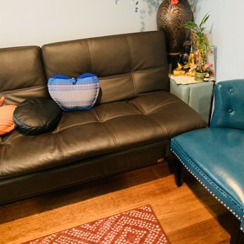 Aloha Thai Massage mobile services - Seating area - Massage Near Me - Kihei, Hawaii