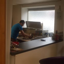 Gerlenhofens Pizzaservice - Pizza frisch gemacht