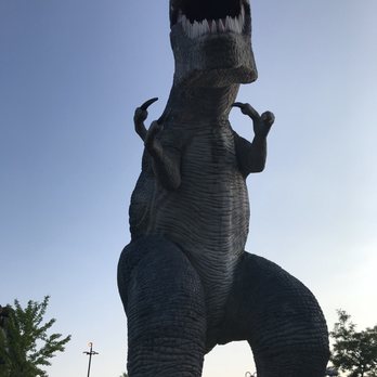 Dinosaur Adventure Golf - Mini Golf Near Me - Niagara Falls, Ontario Dinosaur Adventure Golf - Mini Golf Near Me - Niagara Falls, Ontario