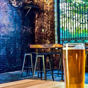 Bluewood Brewing - Breweries Near Me - St. Louis, Missouri
