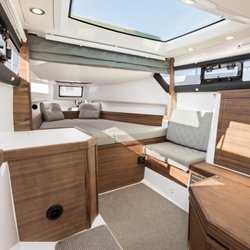 Boat NPT - Lower cabin, bathroom facilities.