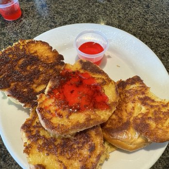 Liliha Bakery - Bread with jelly - Bakeries Near Me - Honolulu, Hawaii