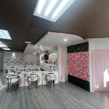 Best Nails and Spa - Nail Salons Near Me - Portland, Oregon