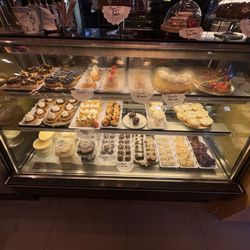 Madeleine Cafebistro - Pastelería