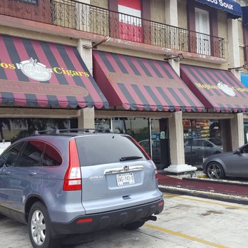 La Casa del Habano - Storefront - Beer, Wine & Spirits Near Me - Cancún, ROO