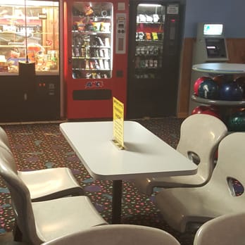 DeLuna Lanes - Seating - Sports Bars Near Me - Pensacola, Florida DeLuna Lanes - Seating - Sports Bars Near Me - Pensacola, Florida