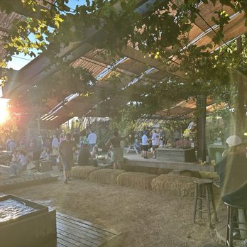 Ruhstaller Farm - Patio - Breweries Near Me - Dixon, California Ruhstaller Farm - Patio - Breweries Near Me - Dixon, California