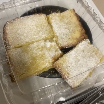 Max & Lucy's - lemon bars. - New American Near Me - Honolulu, Hawaii Max & Lucy's - lemon bars. - New American Near Me - Honolulu, Hawaii