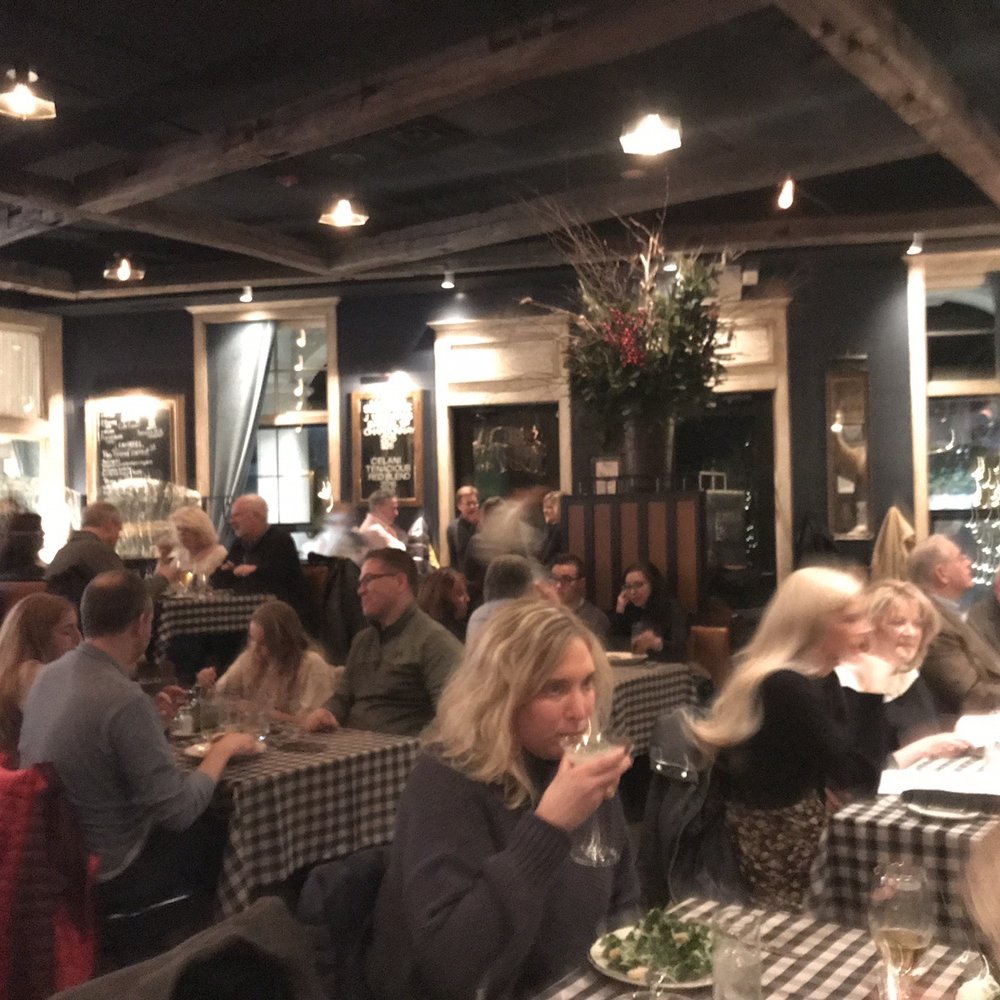 Bill's Restaurant - American Near Me - Bloomfield Hills, Michigan