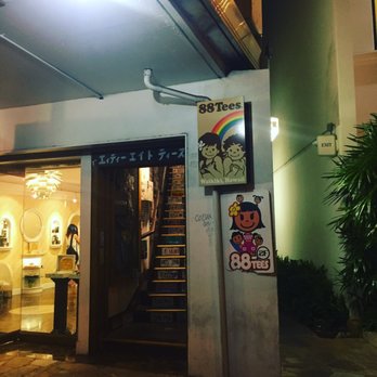 88 Tees - Look for this if your thinking about visiting for the first time. - Women's Clothing Near Me - Honolulu, Hawaii
