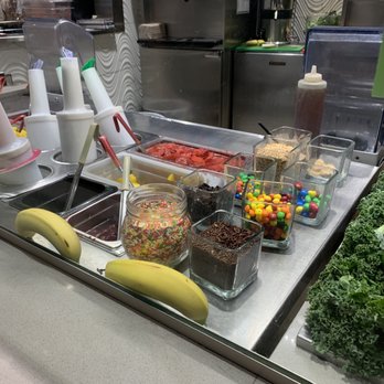 Green Leaf's & Bananas - Salad Near Me - Orlando, Florida
