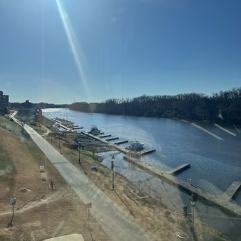 The Boathouse at Rocketts Landing - The view - Seafood Near Me - Richmond, Virginia