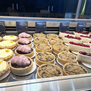 R&M Dessert Bar - Yummy! - Desserts Near Me - Seattle, Washington R&M Dessert Bar - Yummy! - Desserts Near Me - Seattle, Washington