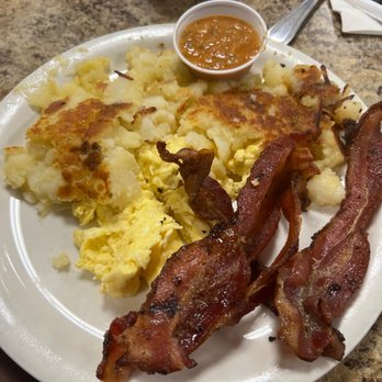 Carolyn's Cafe - Breakfast & Brunch Near Me - Redlands, California