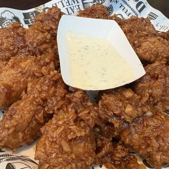 Luv Dduk - Garlic chicken wings with ranch - Korean Near Me - Cerritos, California