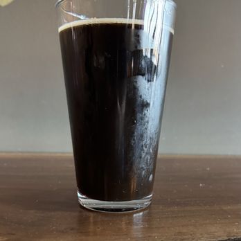 Mills River Brewing - Vanilla porter 4.9% ABV 25 IBU.  Tasty! - Breweries Near Me - Mills River, North Carolina