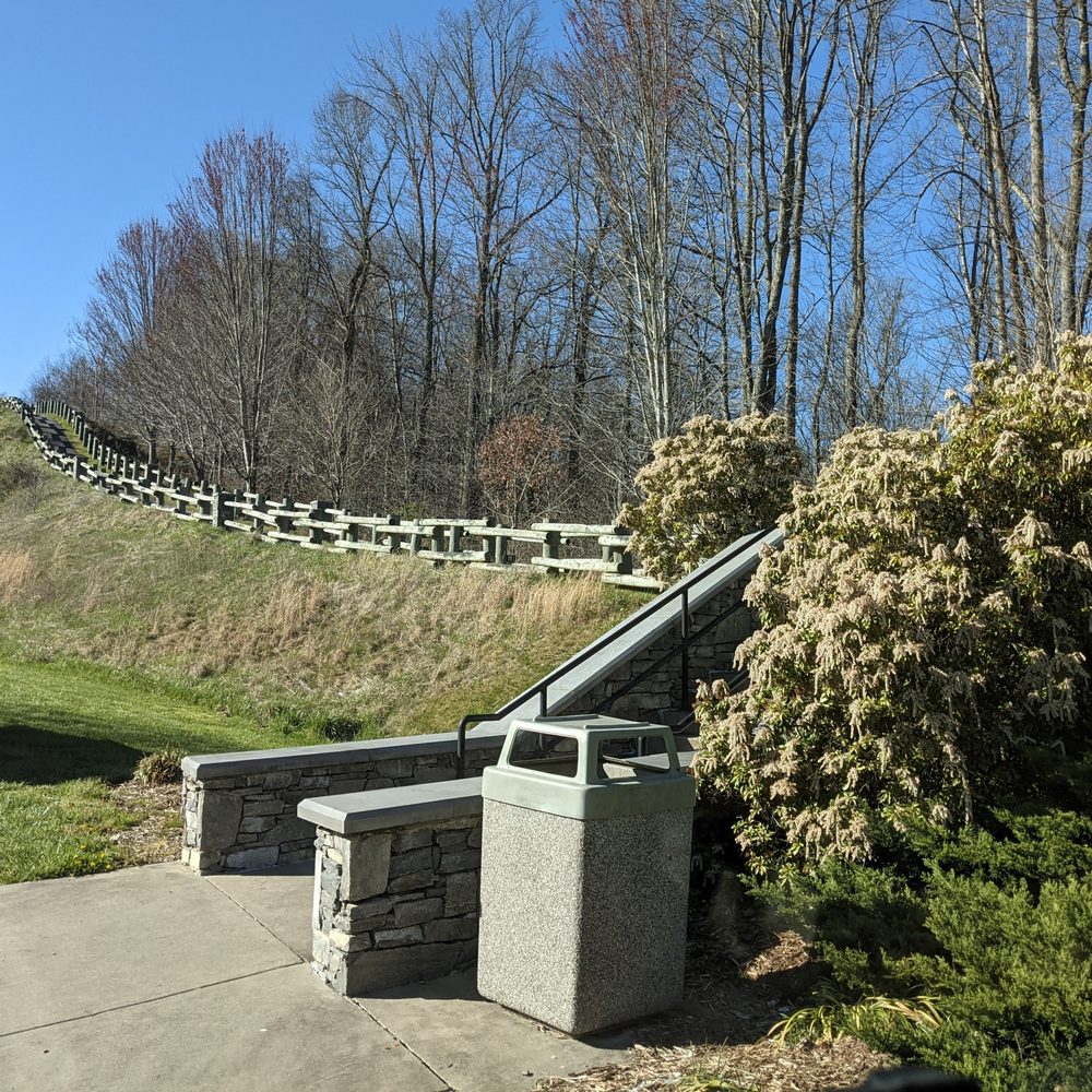 Scenic Outlook - Scenic Outlook, Mars Hill NC - Rest Stops Near Me - Mars Hill, North Carolina Scenic Outlook - Scenic Outlook, Mars Hill NC - Rest Stops Near Me - Mars Hill, North Carolina