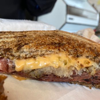 Q’s Deli - Reuben - Delis Near Me - Sugar Land, Texas Q’s Deli - Reuben - Delis Near Me - Sugar Land, Texas