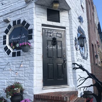 Annabel Lee Tavern - Front door - Pubs Near Me - Baltimore, Maryland