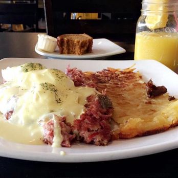 The Scratch Room - Corned Beef Hash with the loaf bread - Breakfast & Brunch Near Me - Anaheim, California The Scratch Room - Corned Beef Hash with the loaf bread - Breakfast & Brunch Near Me - Anaheim, California