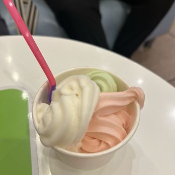 4 Seasons Yogurt - Ice Cream & Frozen Yogurt Near Me - San Antonio, Texas 4 Seasons Yogurt - Ice Cream & Frozen Yogurt Near Me - San Antonio, Texas