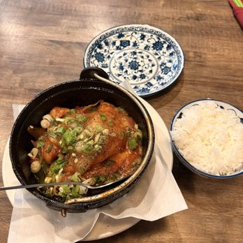Viet Chopsticks DC Restaurant - Catfish 76. Cá Kho Tộ / Caramelized Swai Fish Filets in Clay Pot - Vietnamese Near Me - Washington, DC, District of Columbia