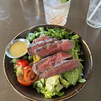Eureka! - Eureka Salad Steak Salad - American Near Me - Indian Wells, California Eureka! - Eureka Salad Steak Salad - American Near Me - Indian Wells, California