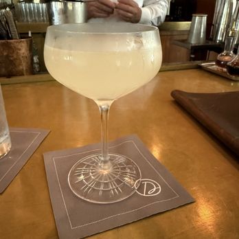 The Living Room - Gin gimlet - American Near Me - Charleston, South Carolina The Living Room - Gin gimlet - American Near Me - Charleston, South Carolina
