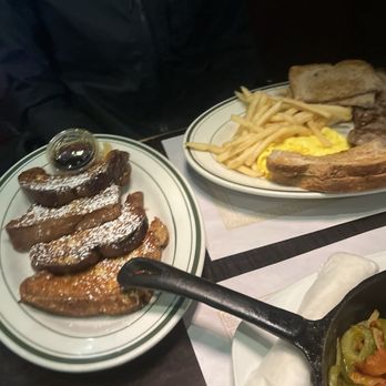 Woodside Cafe - French Toast steak and eggs Chorizo & Eggs in a Skillet - Coffee & Tea Near Me - Woodside, New York