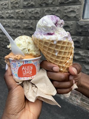 Alleyway Ice Cream by null