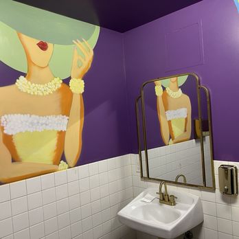 Mamimosas - Restroom - Breakfast & Brunch Near Me - West Covina, California Mamimosas - Restroom - Breakfast & Brunch Near Me - West Covina, California