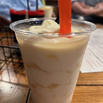 Avenue Pub - Orange Beach - Bushwhacker with a screwball float - American Near Me - Orange Beach, Alabama