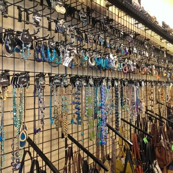 Clothes Mentor Lexington, KY - Used, Vintage & Consignment Near Me - Lexington, Kentucky Clothes Mentor Lexington, KY - Used, Vintage & Consignment Near Me - Lexington, Kentucky