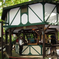 R.E. Piland, Goldsmiths - Shop at the Maryland Renaissance Festival, near the White Hart Tavern